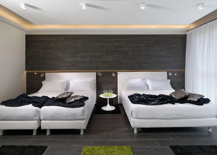 Hotel Metropolitan 4*