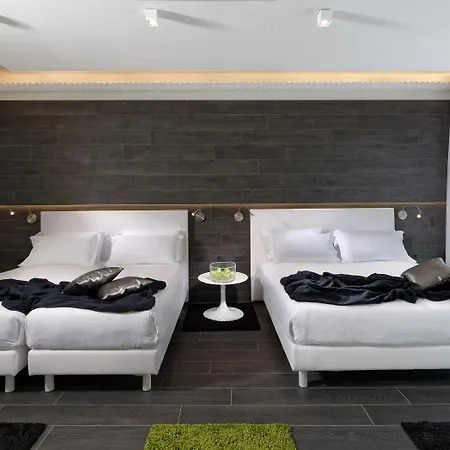 Hotel Metropolitan 4*