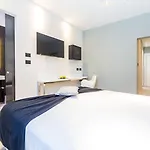 Metropolitan Hotel Bolonia
