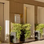 Metropolitan Hotel